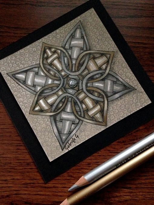 CraftyGirl's Tile with zentangle 